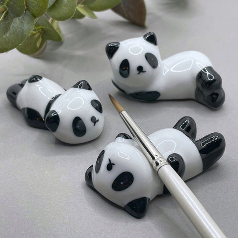 Panda brush rest
