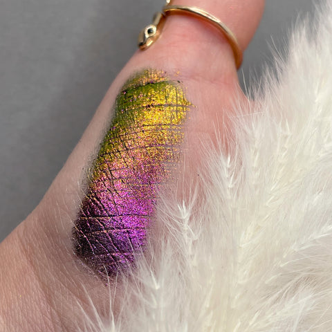 Rosy maple Pigment